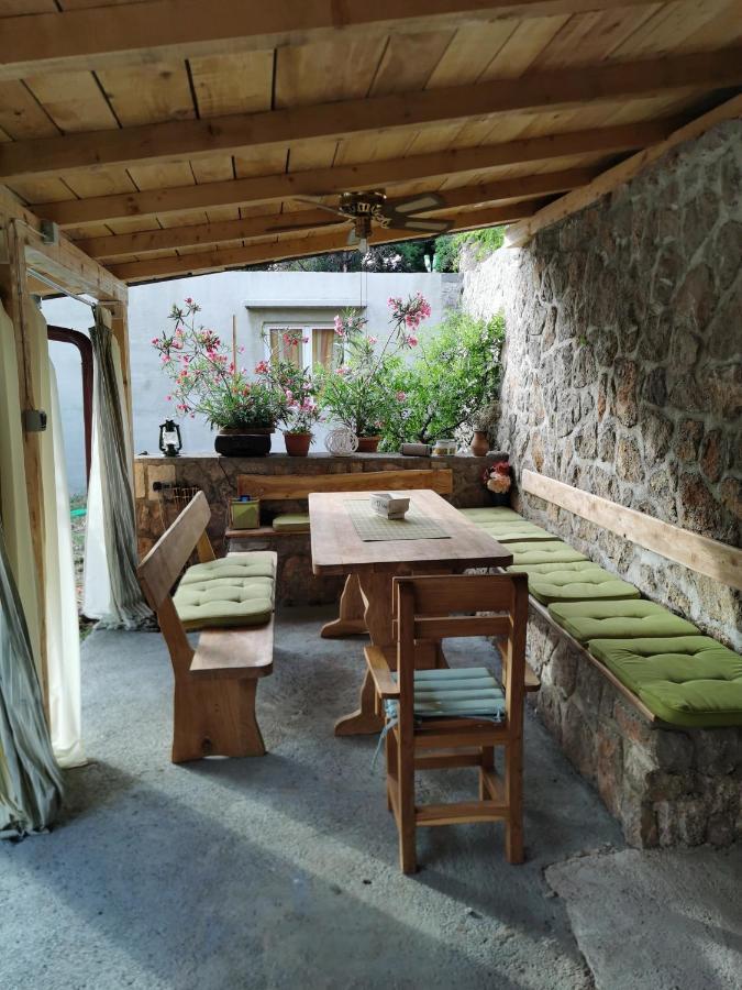 Studio Apartmani Kremic Karlobag Extérieur photo