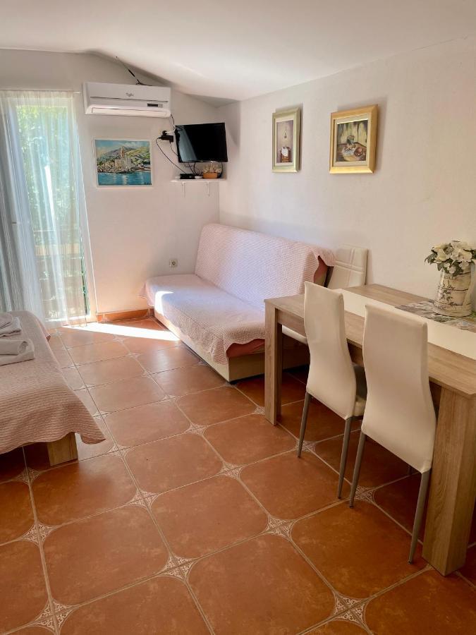 Studio Apartmani Kremic Karlobag Extérieur photo