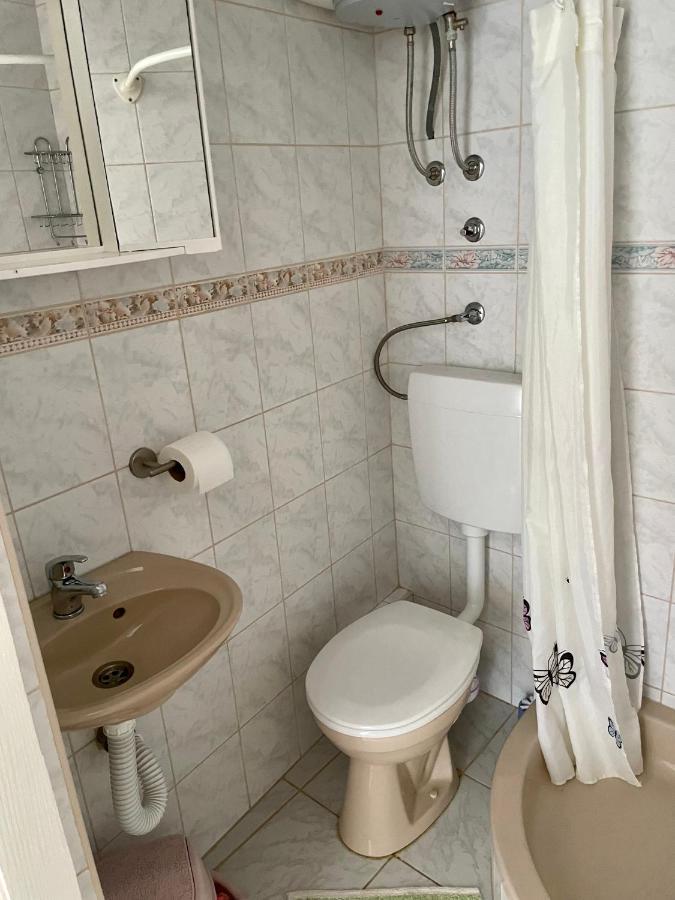 Studio Apartmani Kremic Karlobag Extérieur photo