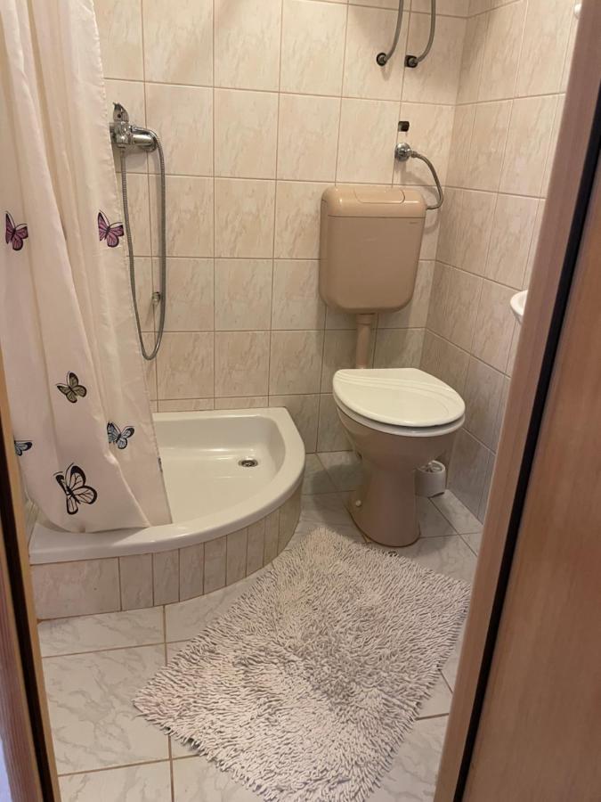 Studio Apartmani Kremic Karlobag Extérieur photo